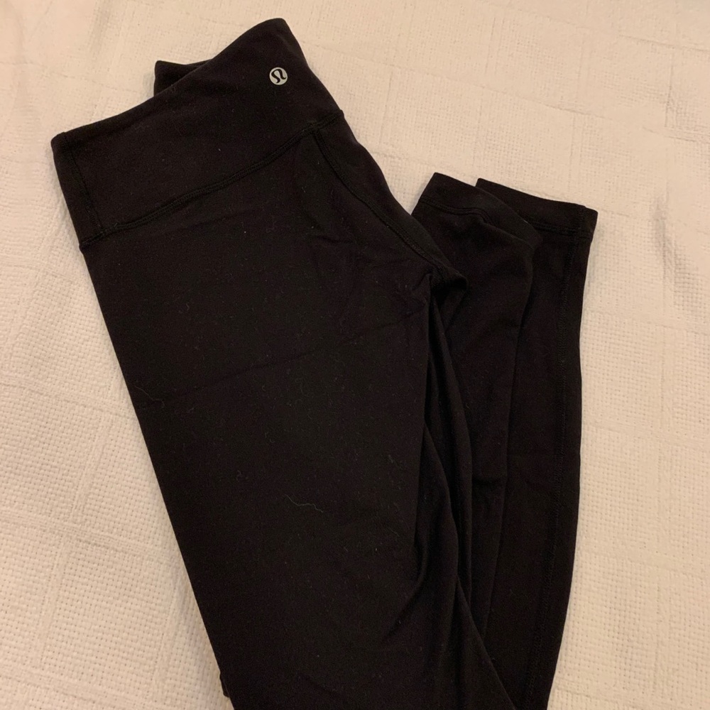 Lululemon black leggings
